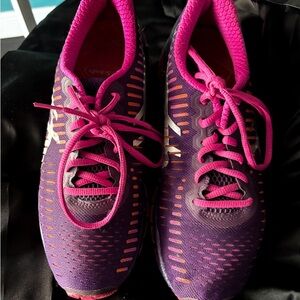 ASICS Gel Qurntum 350 Women's Purple and Pink Athletic Shoes